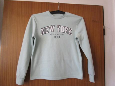 Sv. zelená teplejší mikina s nápisem, vel. 140, tesco,140