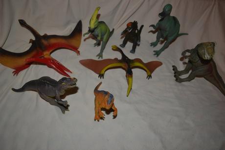 Sada větších dinosaurů, 20x30cm,