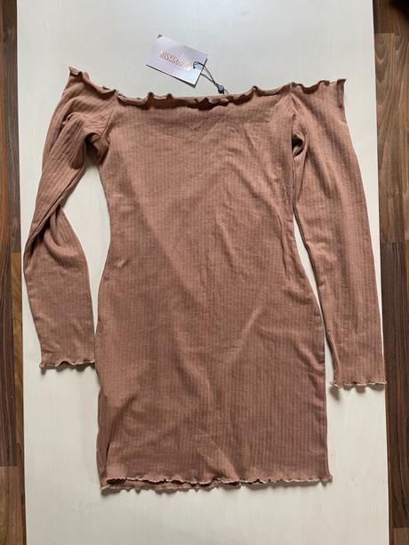 Nové velbloudí minišaty, vel s, missguided, s