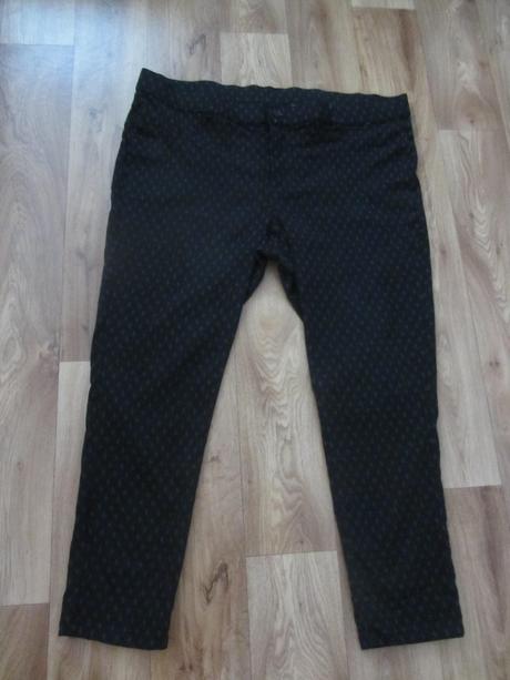 Kalhoty se vzorem, 50