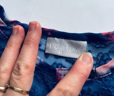 Ob/ mrkaté šaty letní - v. 7 let, 122