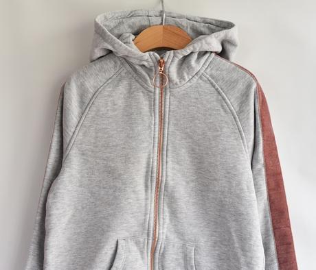Mikina vel. 11 - 12 let, marks & spencer,152