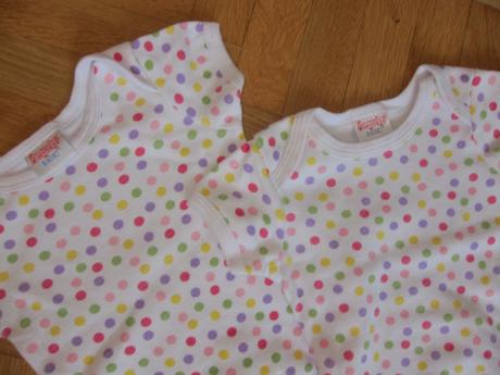 2x body ,tečkované,puntíkové, barevné,krátky rukáv, 80