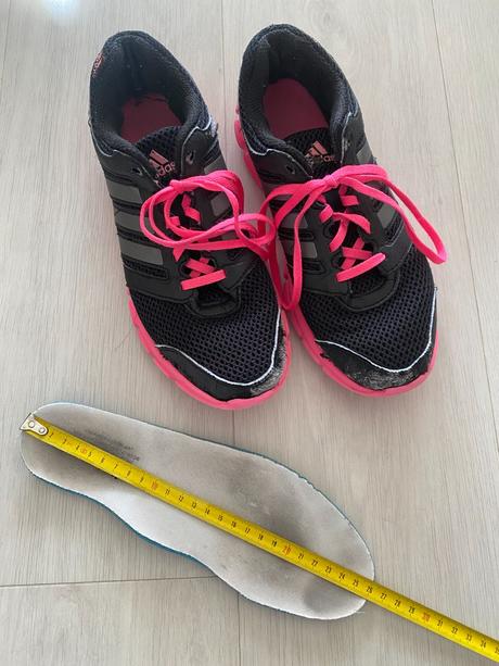 Sportovní obuv adidas, vel. 40 - 40,5, adidas,40