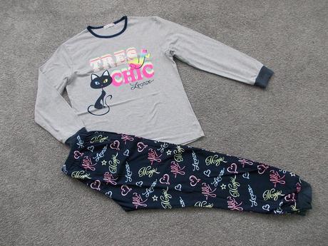 Pyžamo s kočičkou, vel. 152, kugo,152