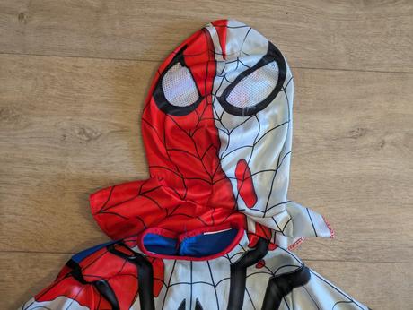Karnevalový kostým spiderman vel. 6 - 7 let,