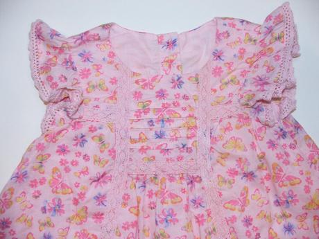 P92 letní šaty s motýlky vel. 68, mothercare,68