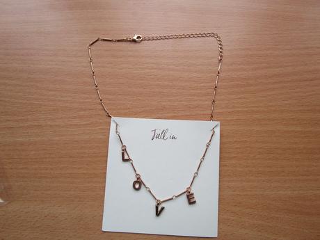 Nový, v orig. balení, krásný náhrdelník, pozlacený, avon