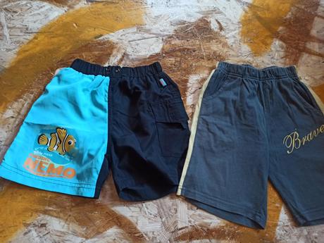 Trička a kraťasy, 104–116