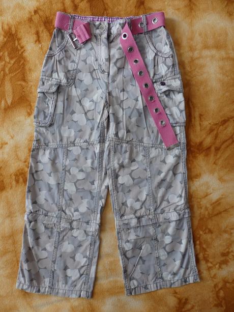 Kapsáče s páskem a srdíčky, 128