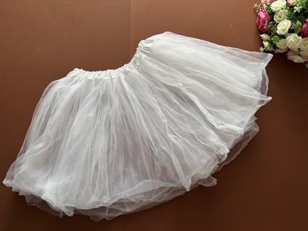 An17/ sukně tylová - v.cca 4/6 let, 110
