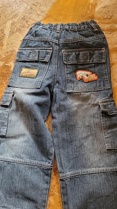 Pláťáky, rifle a 2 x triko, 86–98