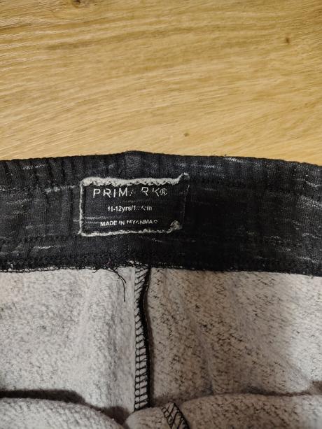 Chlapecké teplákové kraťasy primark 152, primark,152