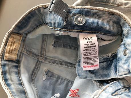 Džíny next 4 roky vel.104 cm výšivka kytka motýlek, next,104