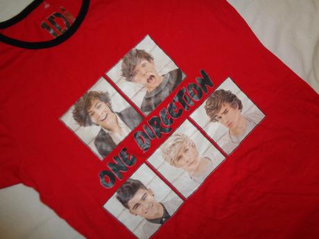 Krásné červené tričko one direction, 158