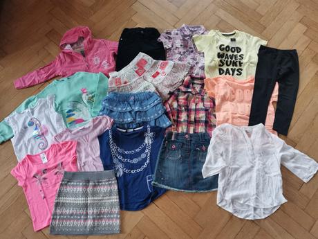 Balík oblečení vel. 110 / 122, 104–116