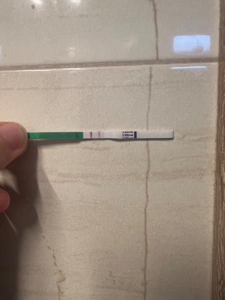 Mohou ovulační testy naznačit těhotenství?