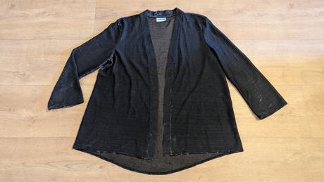 T534  černo-stříbrný tenký blejzr vel. 46/48, 46