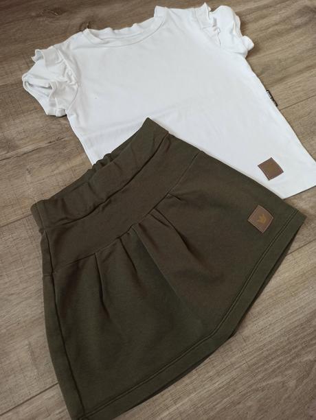 Komplet trička a sukýnky, 98