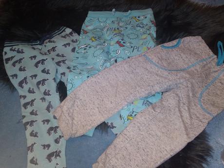 Klučičí tepláky vel. 92, betty mode,92