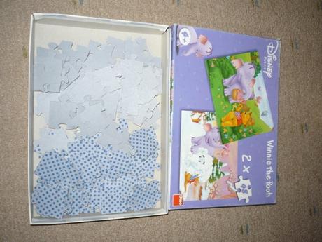 Puzzle,dřevěné kostky a navlékací korálky,