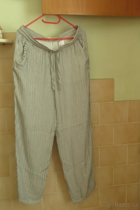 Letní oblečení, vel. 42 - halenky, kalhoty, sukně, 42
