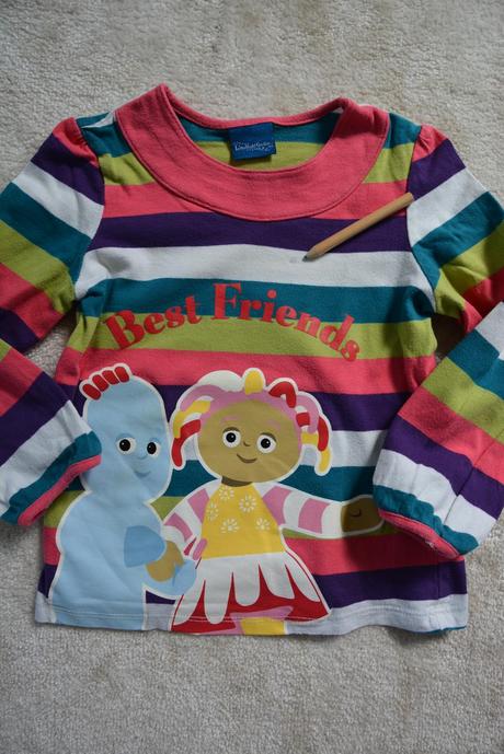 Komplet s upsy daisy, 86–98