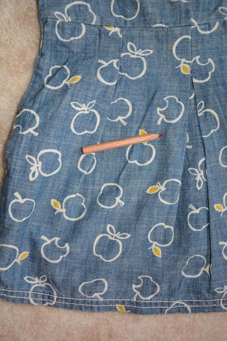 Nextové šatičky 3-4roky - jednotlivě, next,104