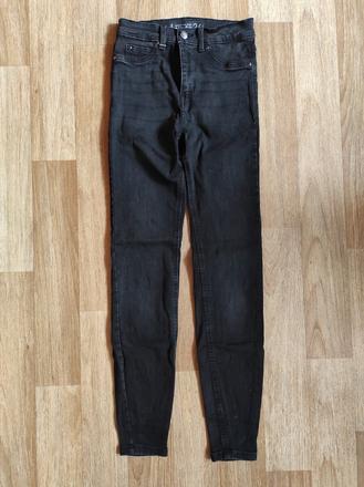 Džíny, amisu,158