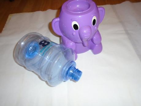 Stojan na vodu slon 2l dětský, 