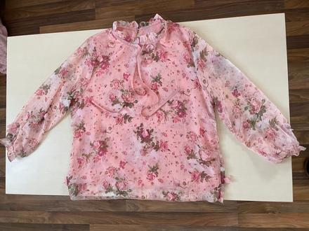 Růžičková romantická halenka, vel 2xl, ale menší c, l