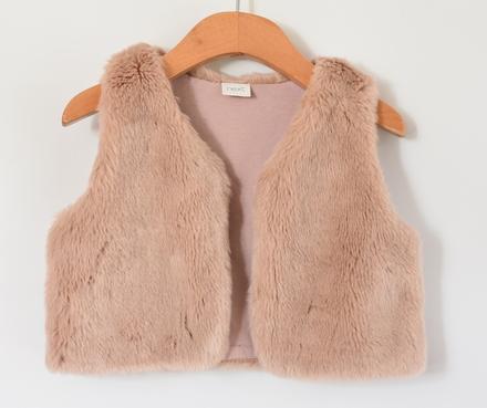 Vesta vel. 3 - 4 roky, next,104