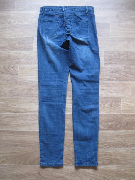 Džíny, 38