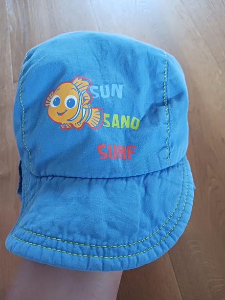 Čepička na léto., 