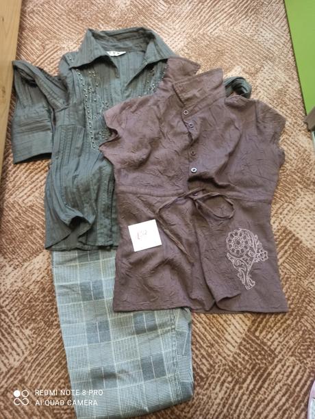 Kalhoty a 2 halenky, s