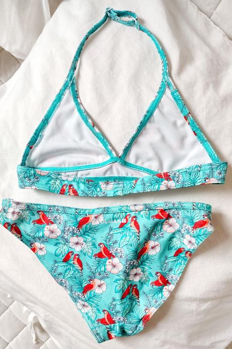 Dvoudílné plavky, 134