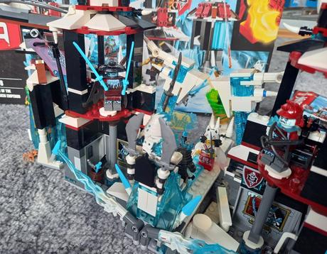 Lego ninjago 70678 - castle of forsaken emperor., 