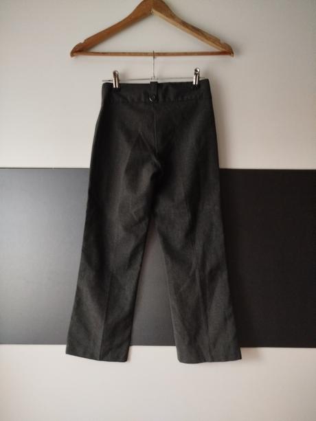 Společenské kalhoty vel.128, 128