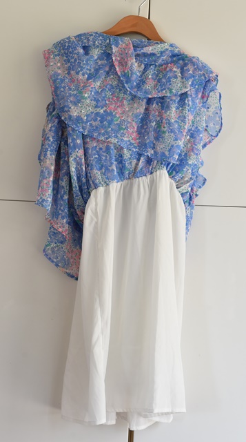 Šaty vel. 10 - 11 let, marks & spencer,146