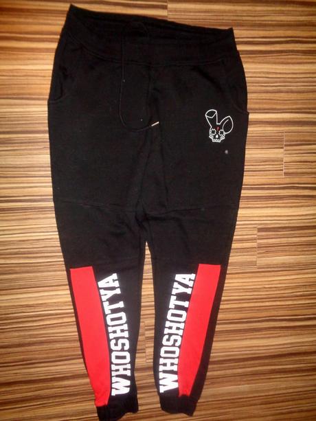 Pěkné černé tepláky, woxx,l