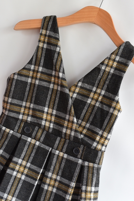 Šatovka vel. 6 - 7 let, f&f,122