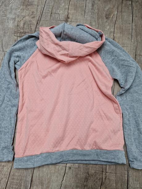 Dámská či dívčí mikina, 38