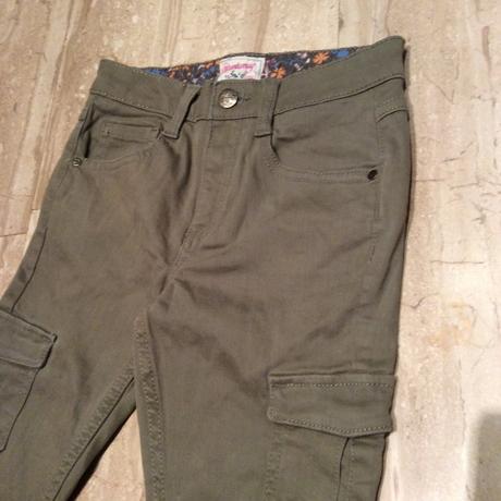 Strečové kalhoty zn. mantaray, 122