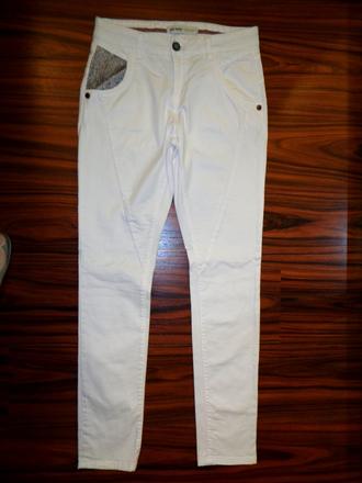 Super bílé rifle - velikost 27, m