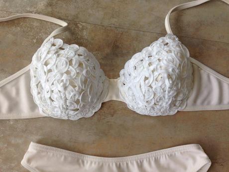 Bílé plavky krajka vel. 36-38, s košíček b, s