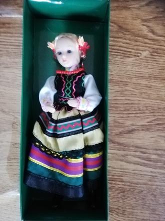Panenka keramická.,
