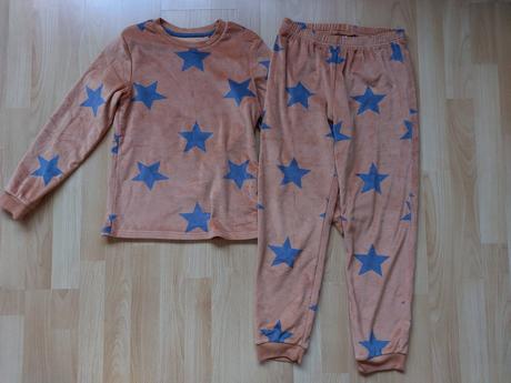 Semišové pyžamo, 134-140, super stav, george,134