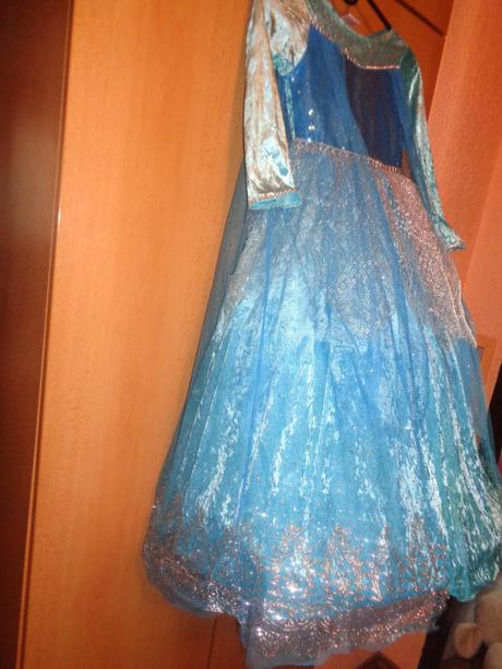 Karneval - luxusní šaty ledová královna - 7 -8 let,