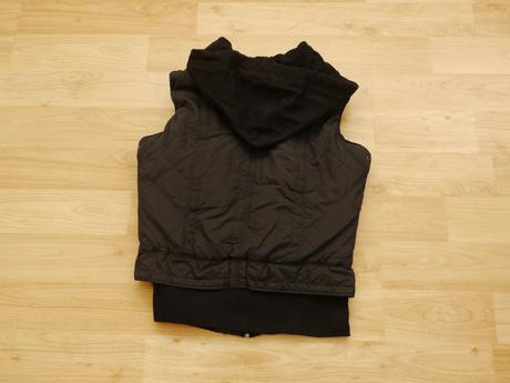 Vyteplena vesta s bavlnenou kapucou tcm 36/38, tcm,36