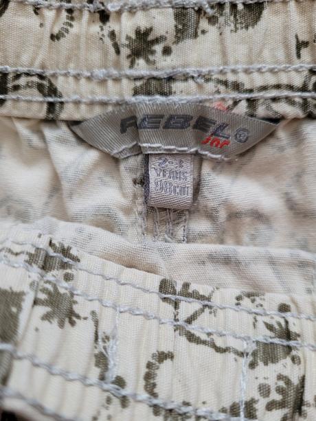 Plátěné šortky zn. rebel, rebel,98